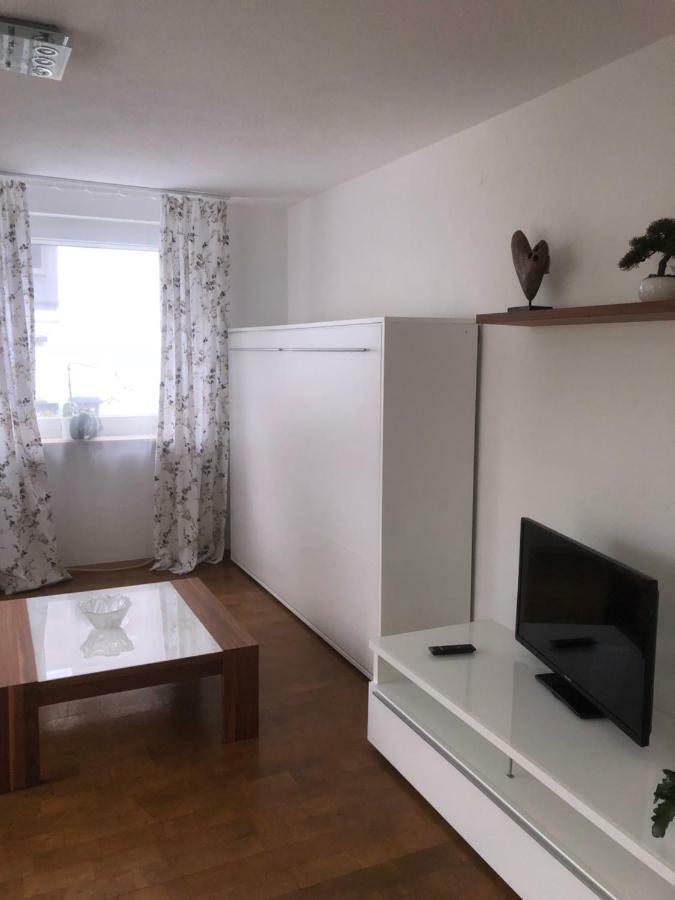 Fewo Reutlingen Heinestrasse Екстер'єр фото